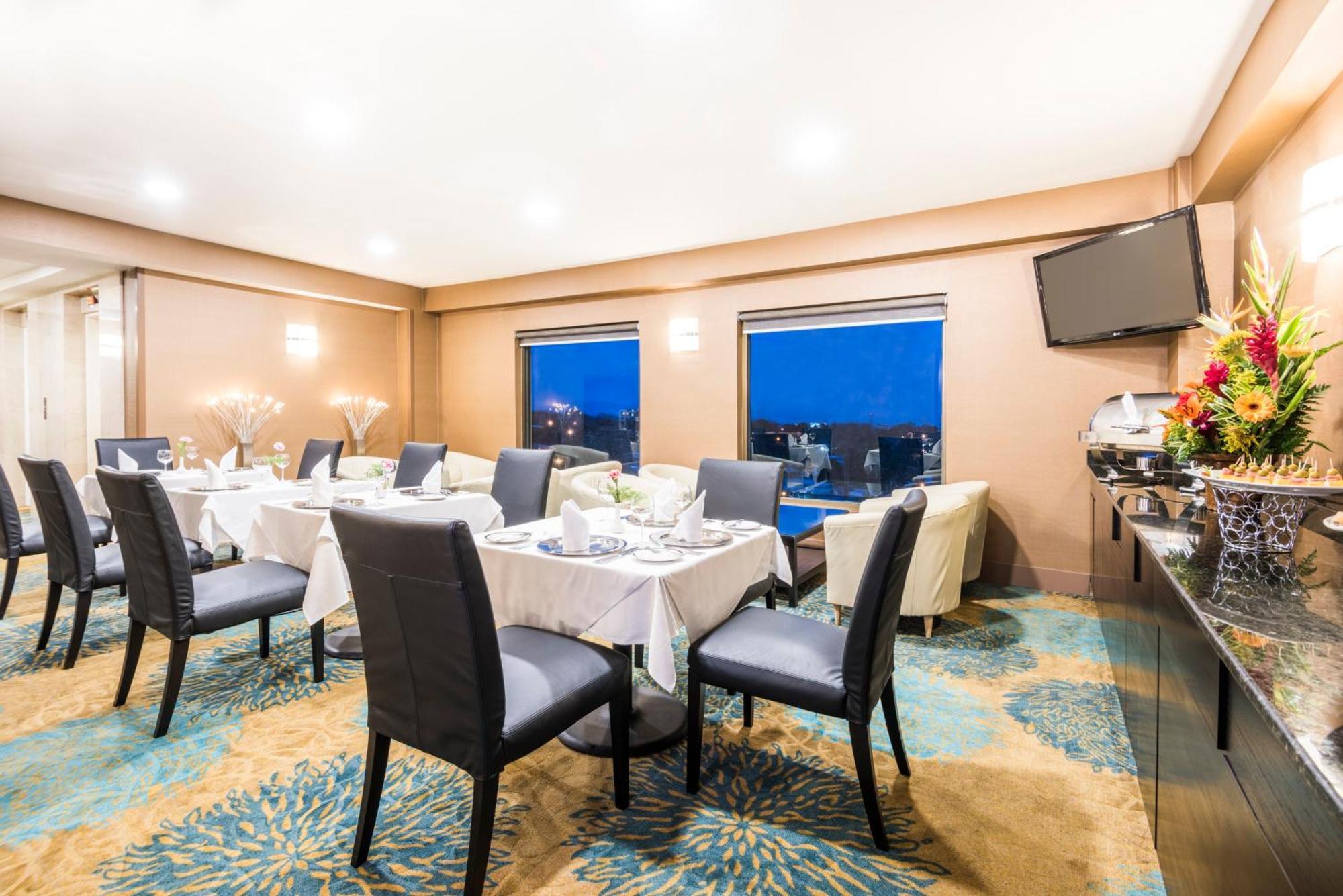Holiday Inn Convention Center By Ihg Managua Esterno foto