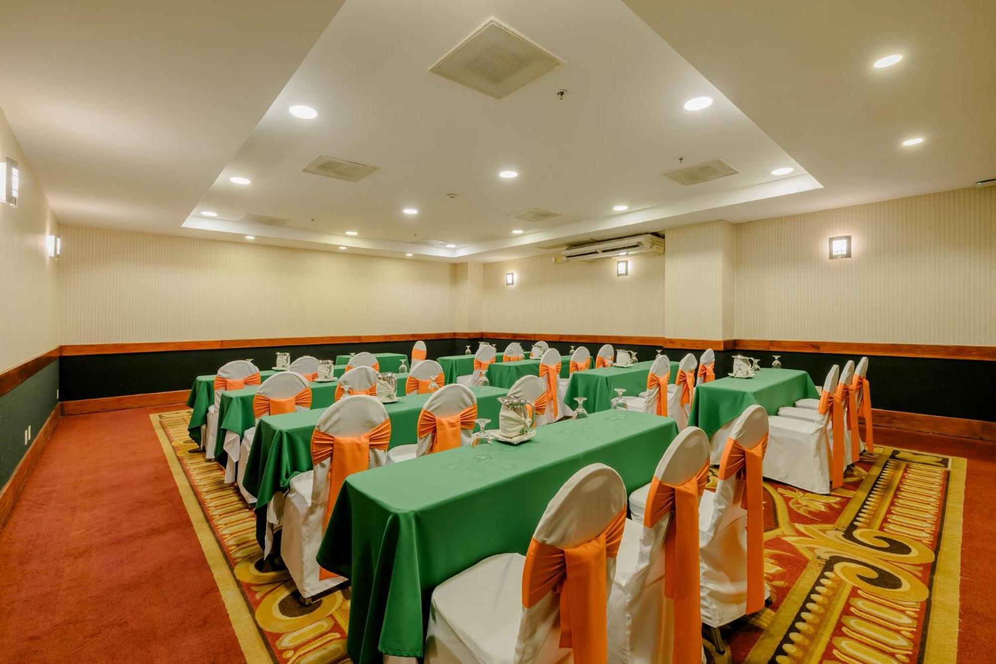 Holiday Inn Convention Center By Ihg Managua Esterno foto